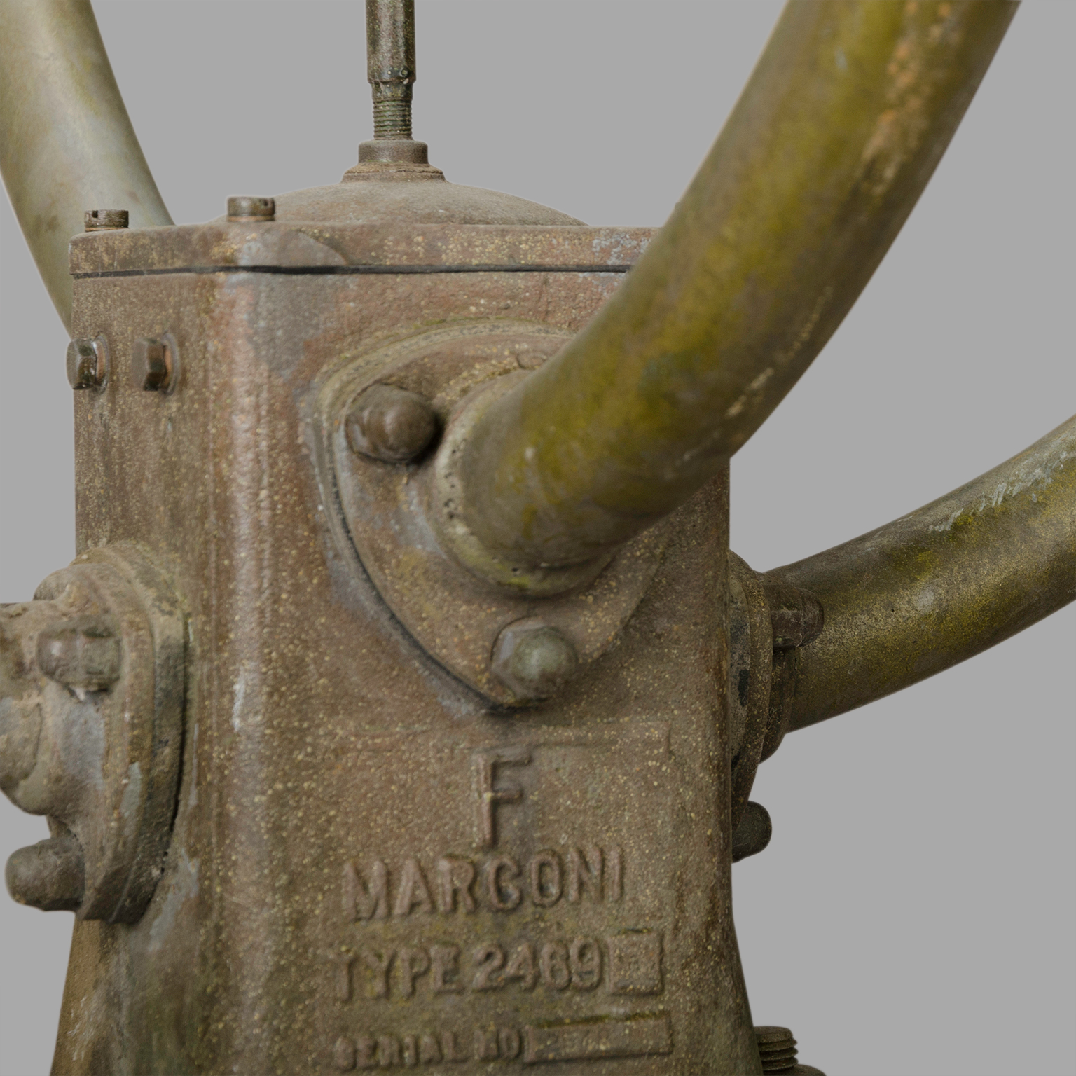 Marconi Bronze Gonio Antenna