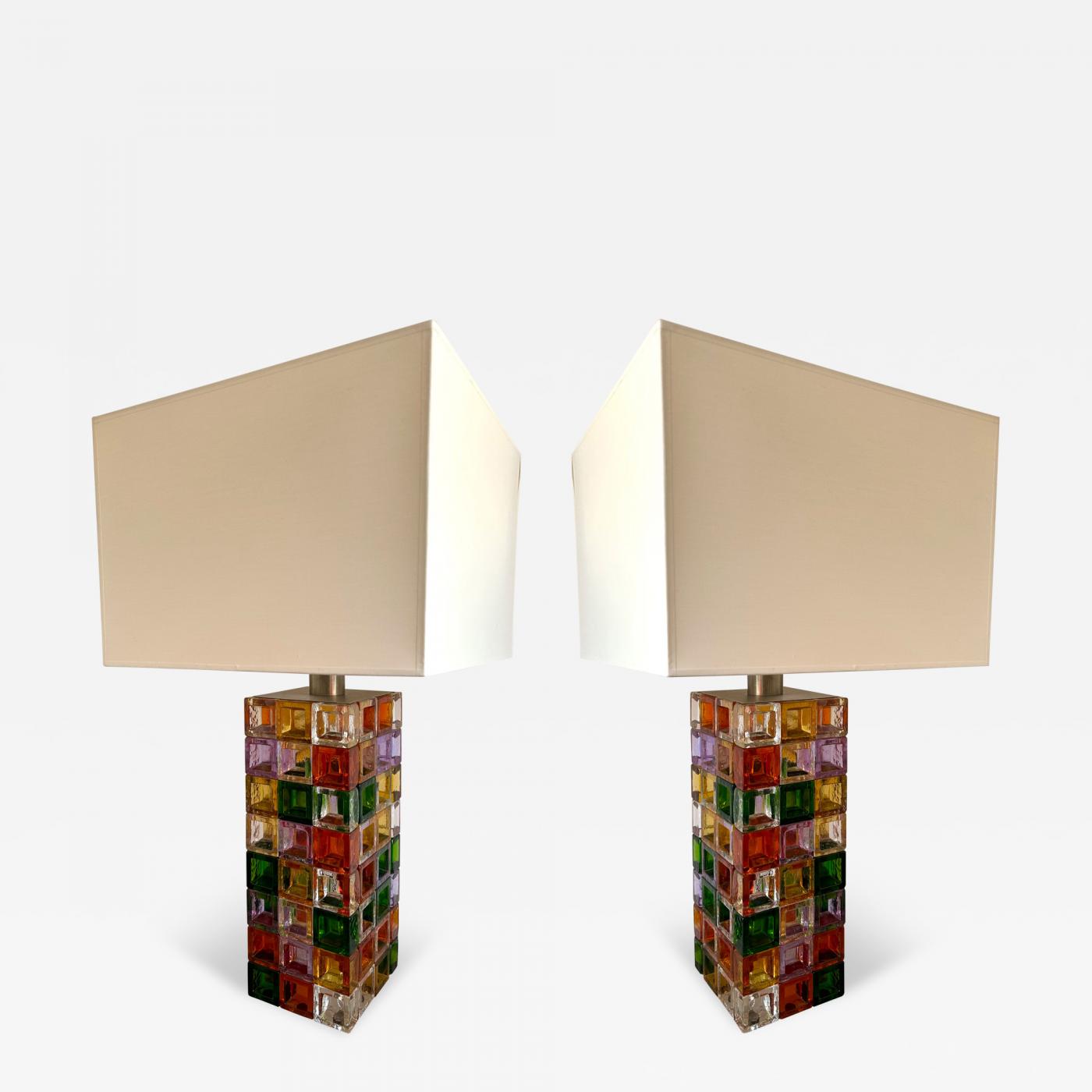 Pair of cube table lamps in multicolored pressed glass and display picture 1