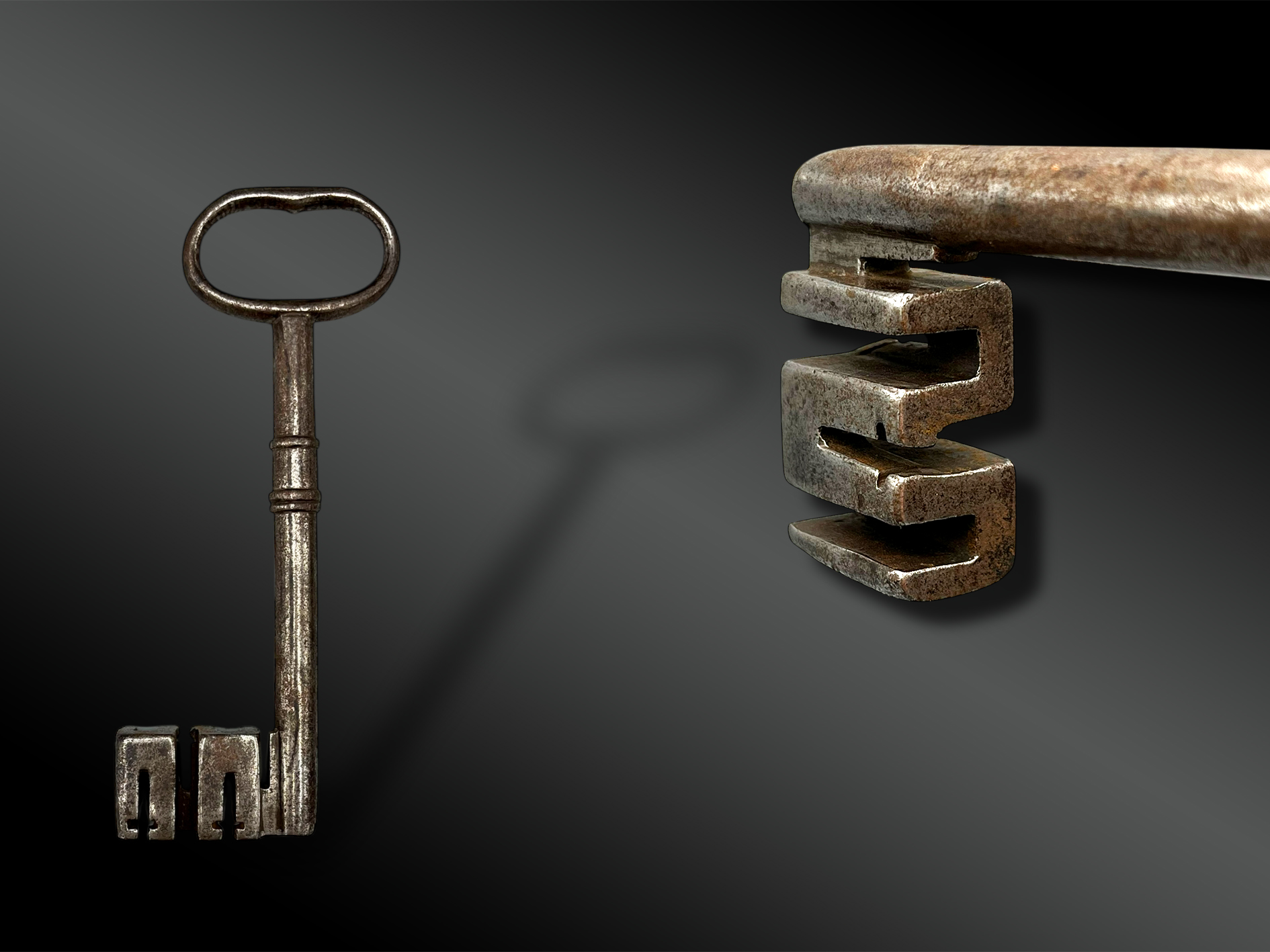 CHEST KEY - 18th century European work | Paul Bert Serpette