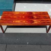 Table basse en palissandre 