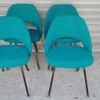chaise Saarinen