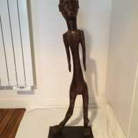 Niamwezi statue