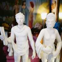 Sculptures of an Aztec couple in resin