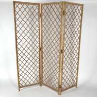 Rattan screen. 
