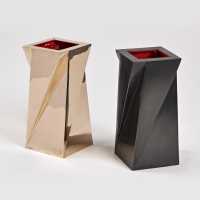VASE OFSET-Ofset Vase_©Anasthasia Millot