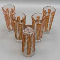 figurines glasses