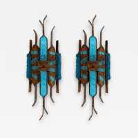 Pair of brutalist sconces in gilded wrought iron and hammered glass by Longobard. Italy 1970. in the style of Biancardi Jordan Arte, Poliarte, Carlo Aldo Nason, Mazzega Murano, Venini, Vistosi, La Murrina. pendant lightning chandelier wall lamps light mid-century