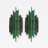 Pair of brutalist sconces in gilded wrought iron and hammered glass by Longobard. Italy 1970. in the style of Biancardi Jordan Arte, Poliarte, Carlo Aldo Nason, Mazzega Murano, Venini, Vistosi, La Murrina. pendant lightning chandelier wall lamps light mid-century
