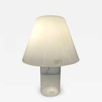 Mid-century modern table or bedside lamp in white and clear Murano glass, entirely made of glass, with glass shade, by the Italian manufacturer Murano Due. Guaranteed original Murano glass label. Famous designs: Carlo Aldo Nason for Mazzega, Vistosi, La Murrina, Poliarte, Veronese, Seguso, Stilnovo, Artemide, Arredoluce and Arteluce.