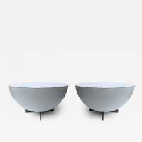 pair of low bedside tables or pedestal tables in white lacquered metal by Dutch designer Neil David. In the Memphis Group atmosphere, Michele De Lucchi, Matteo Thun, Marco Zanini, Aldo Cibic, Andrea Branzi, Shiro Kuramata, Michael Graves, Peter Shire, Javier Mariscal, Barbara Radice, Martine Bedin, George J. Sowden, Masanori Umeda and Nathalie du Pasquier. Famous manufacture like Joe Colombo, Arteluce, Arredoluce, Lumi, Luci, Rggiani, Werner Pantone, Luigi Colani, RAAK, Francesco Bocola, Superstudio, Enr