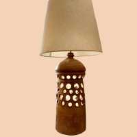 Openwork terracotta lamp
