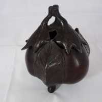 Brûle encens aubergine en bronze – Japon