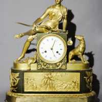 Pendule en bronze doré d'époque Empire