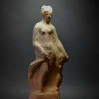 Statuette d’une Vénus anadyomène, IIème siècle avant notre ère