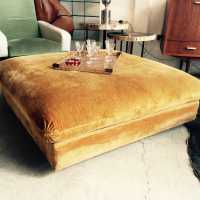 Pouf en velours