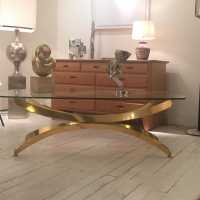 Table basse métal doré, et verre , circa 1970