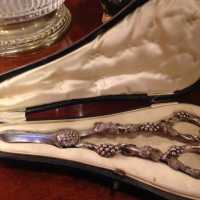 Paire de ciseaux à grappe, argent, Angleterre, ca 1890