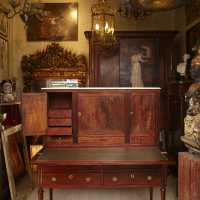 Élégant bureau, dessus en marbre, XVIIIe siècle