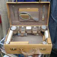 Valise de voyage pour femme datant des années 1920, orfèvre Matteux de Chevannes