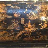 Armoire dans le goût de Jansen
