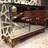 Enfilade en verre et piètement en fer forgé, patine d’origine, circa 1940