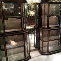 Paire de vitrines dans le goût de Jansen