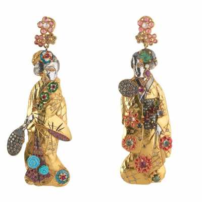 Geisha, earrings, 18K gold, silver, ruby diamond, emerald, enamelled pearls, unique piece, designer: Sylvie Corbelin