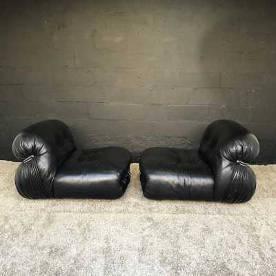 Paire de fauteuil modèle Soriana de Tobia Scarpa