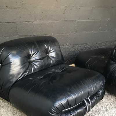 Paire de fauteuil modèle Soriana de Tobia Scarpa