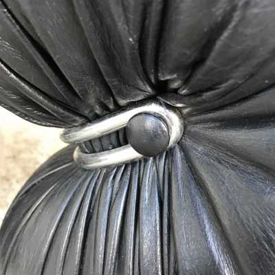 Paire de fauteuil modèle Soriana de Tobia Scarpa