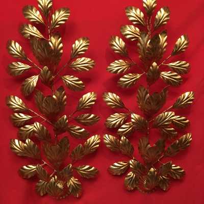 PAIRE D'APPLIQUES EN FER DORE