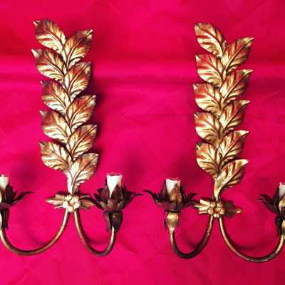 pair pair applies light fixture golden