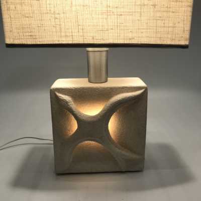 stone lamp albert tormos Saint-Tropez
