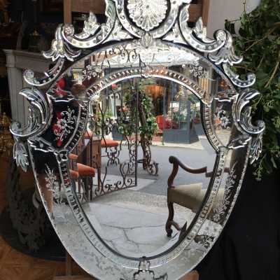 Venetian ice cream - Venetian mirror