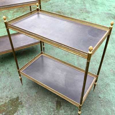 pair coffee table leather