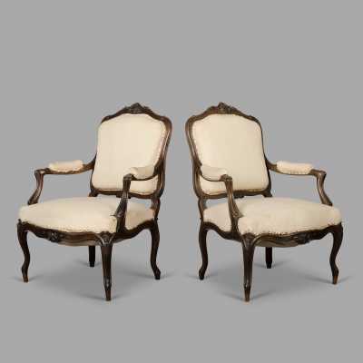 Pair of walnut cabriolet armchairs Louis XV style