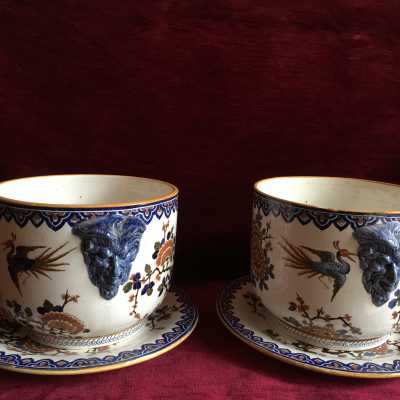 Slightly cracked earthenware, beautiful polychromy. French Quality of Gien. Early twentieth Art Deco. Good condition, perfect. No fel nor lack.