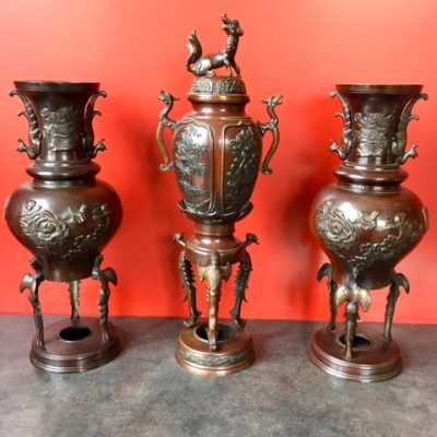 bronze burns Chinese perfume