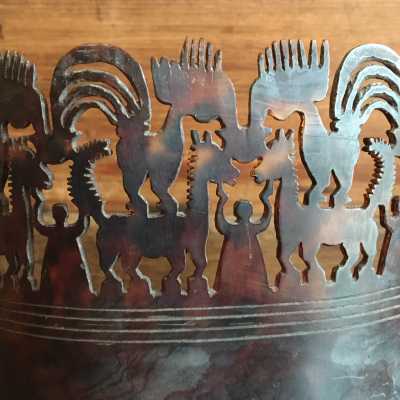The motifs usually represent stories from the Indonesian mythology of the Sunda Islands, related legends and stories of nature with the tree of life and animals