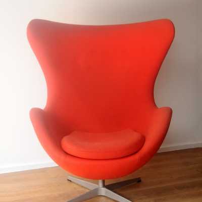EGG chair designed par Arne Jacobsen