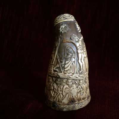 Religious decoration representing the crucifixion with the feet of Christ, Virgin Mary and Mary Magdalene (or the Apostle John) and the novel soldiers; John the Baptist holding a cross, the sun and the moon, the cross with Mary holding Christ in her arms (Pieta); with Mary mother of James, Salome and Mary Magdalene holding the vase of perfume; and a large frieze representing eleven apostles