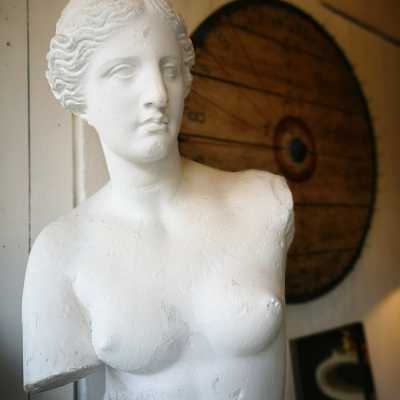 Academic plaster, reproduction of the Venus de Milo