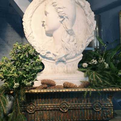 Marianne medallion in stucco by Marguerite Syamour