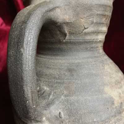 Handle with oval section, digitized thumbs