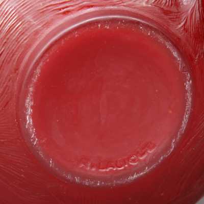 Formose vase in red glass.