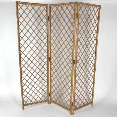 Rattan screen.
