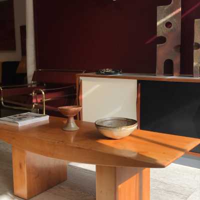 Coffee table in solid elm. 1970.