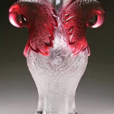 LALIQUE VASE