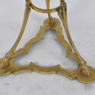 Pedestal table with Sèvres tray, Portait of Louis 16, 19th century