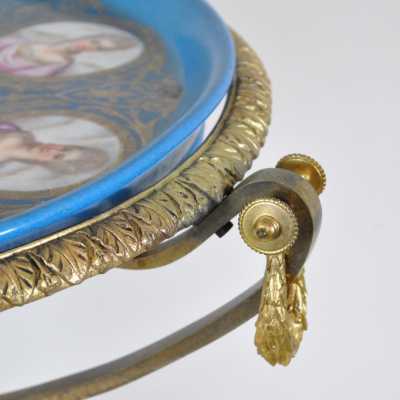 Pedestal table with Sèvres tray, Portait of Louis 16, 19th century